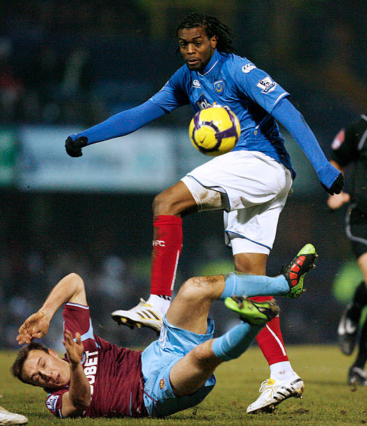 现代足球发 现代足球发