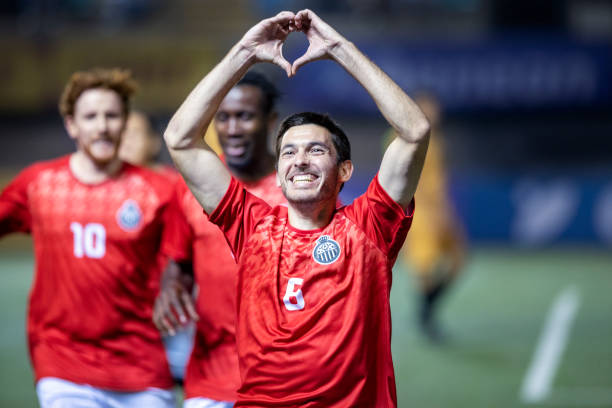 接连出现三 接连出现三